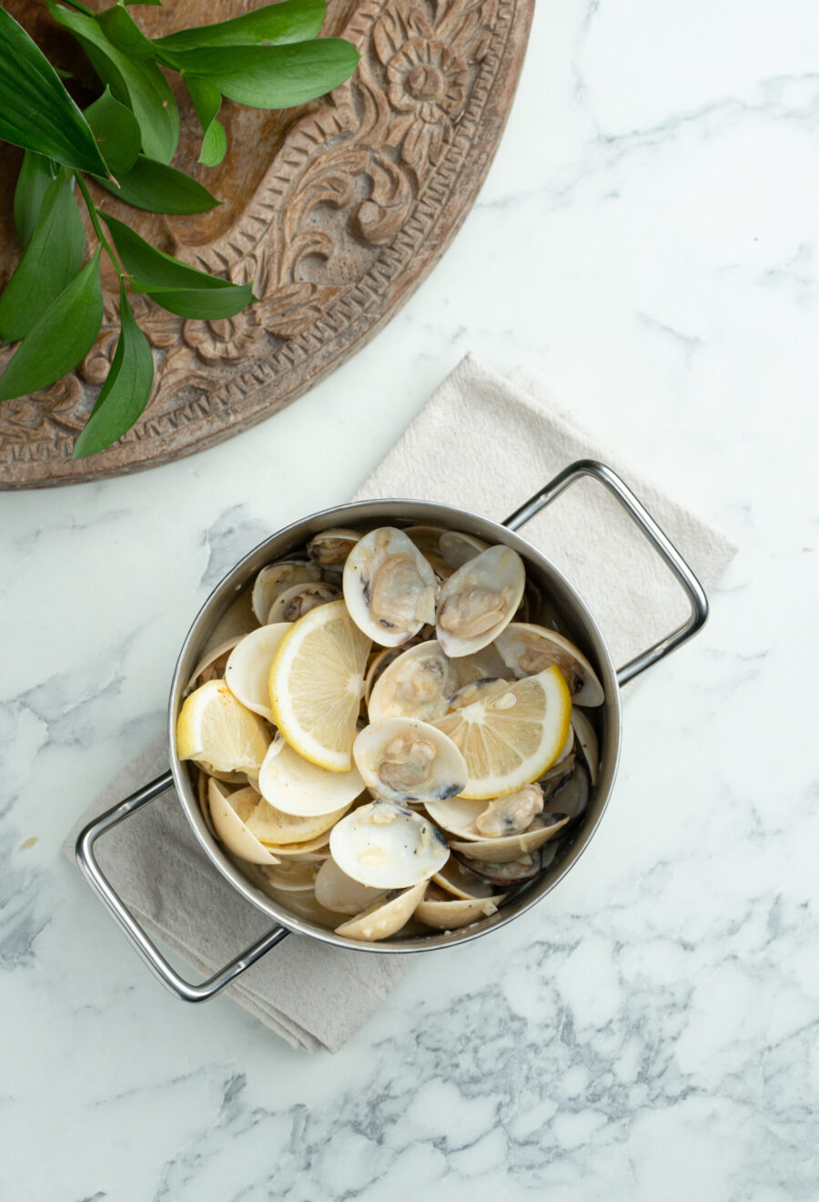 Lemon Garlic Butter Clams